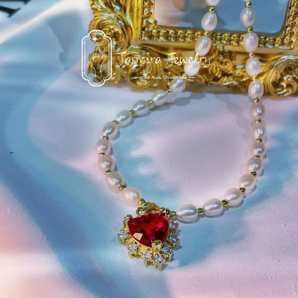 Lover's Pearl Necklace