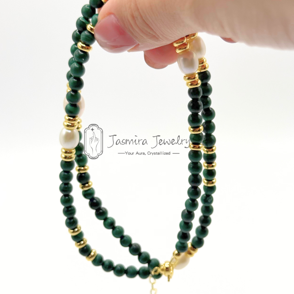 The Green Wave Pearl Shadow Collarbone Chain