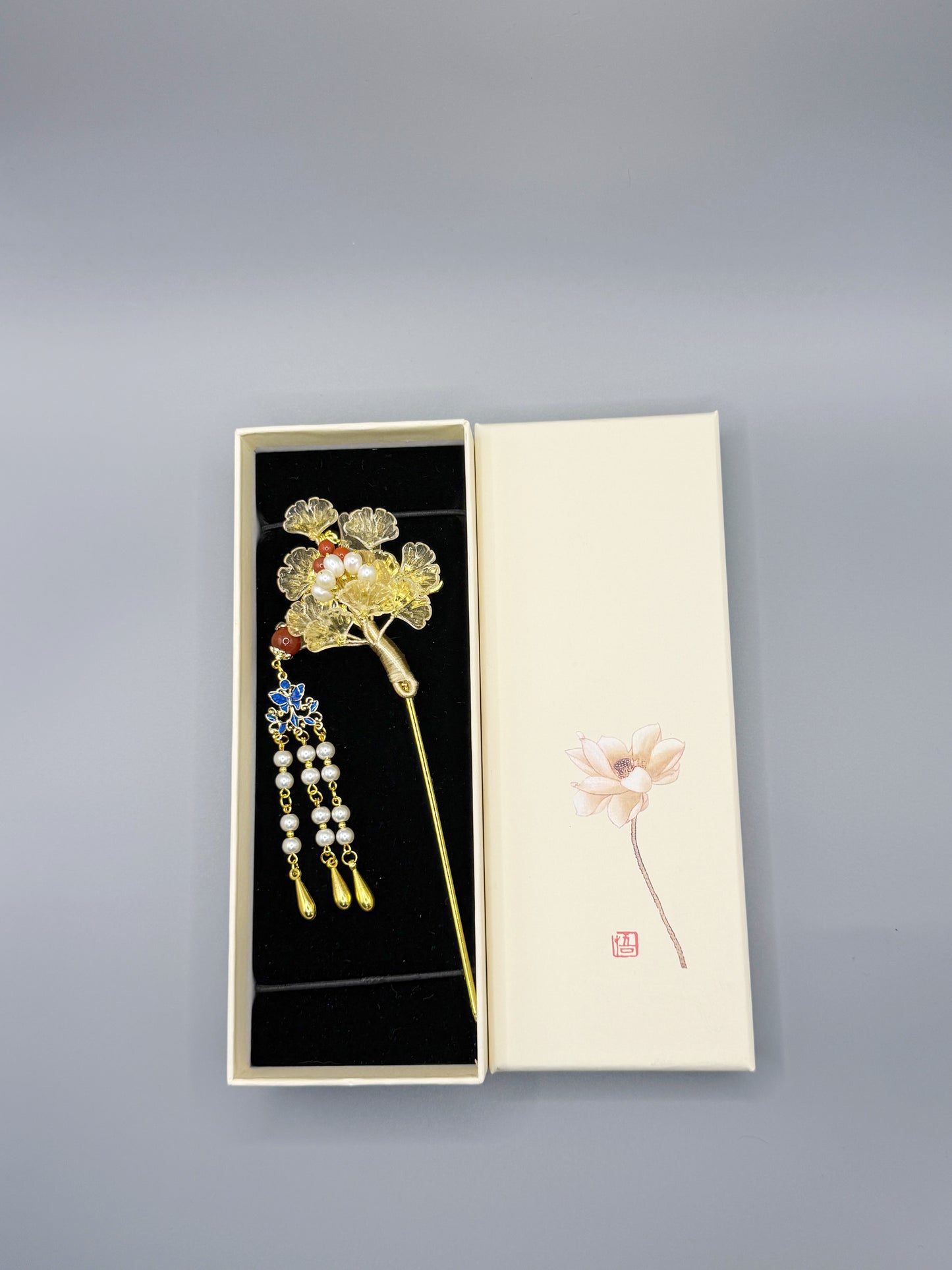 Ginkgo Biloba-inspired Glazed and Pearl Hairpin